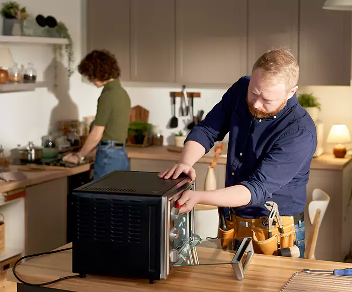 Top-Rated Oven Specialists: Your Certified Oven Repair Technician Crew in South Boston, MA